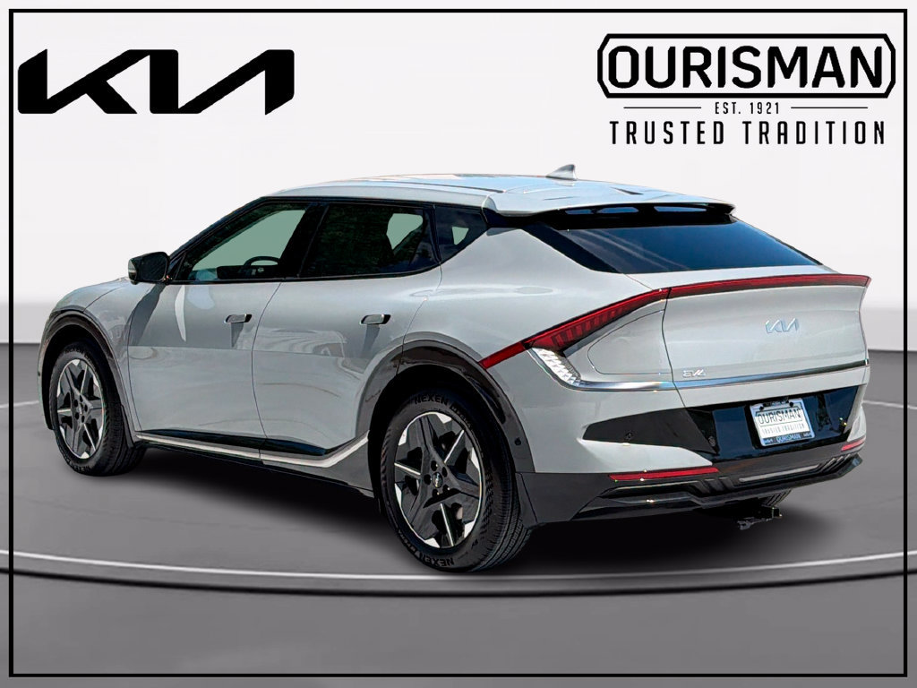 New 2026 Kia EV6 Wind RWD image 3