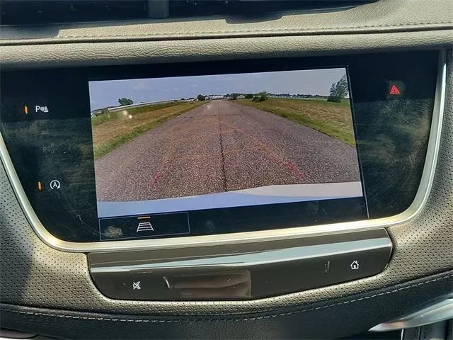 New 2024 Cadillac XT5 Luxury image 17