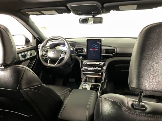 Used 2022 Ford Explorer ST w/ Equipment Group 401A AWD/4WD image 16
