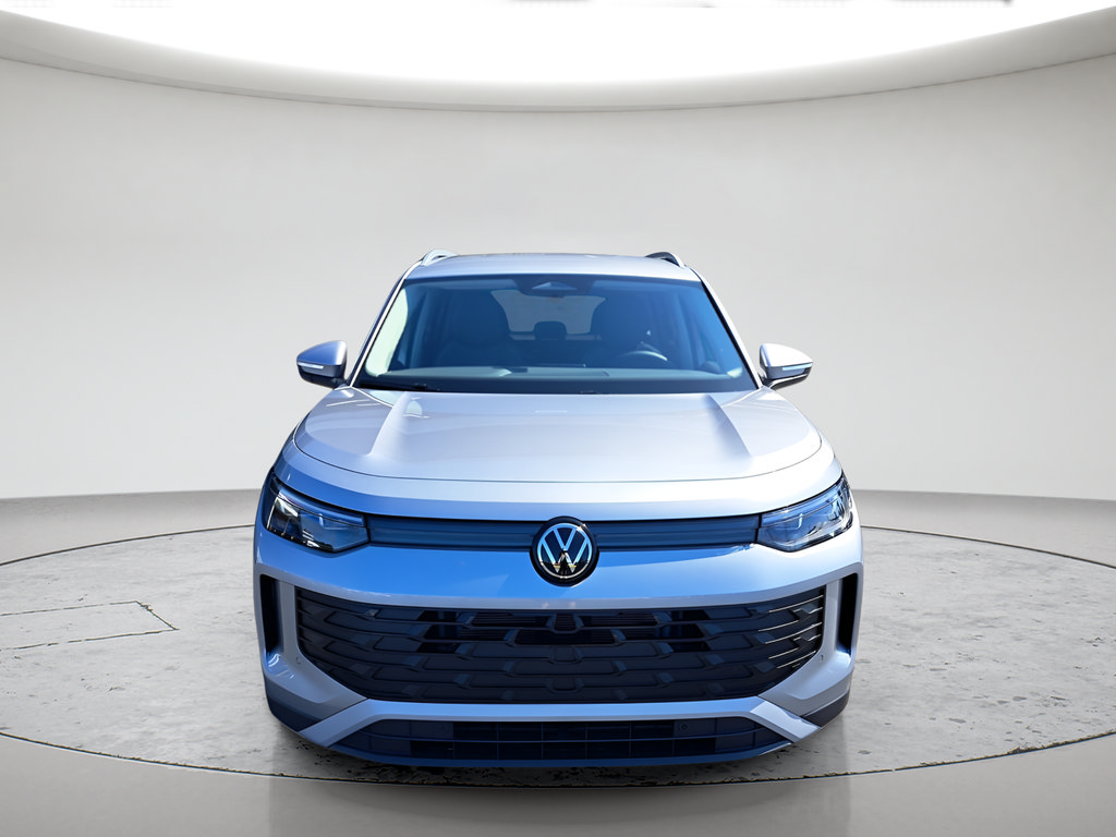 New 2025 Volkswagen Tiguan SE FWD image 8