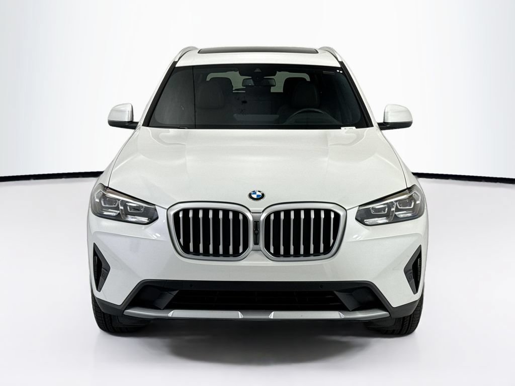 Used 2024 BMW X3 xDrive30i w/ Premium Package AWD/4WD image 2