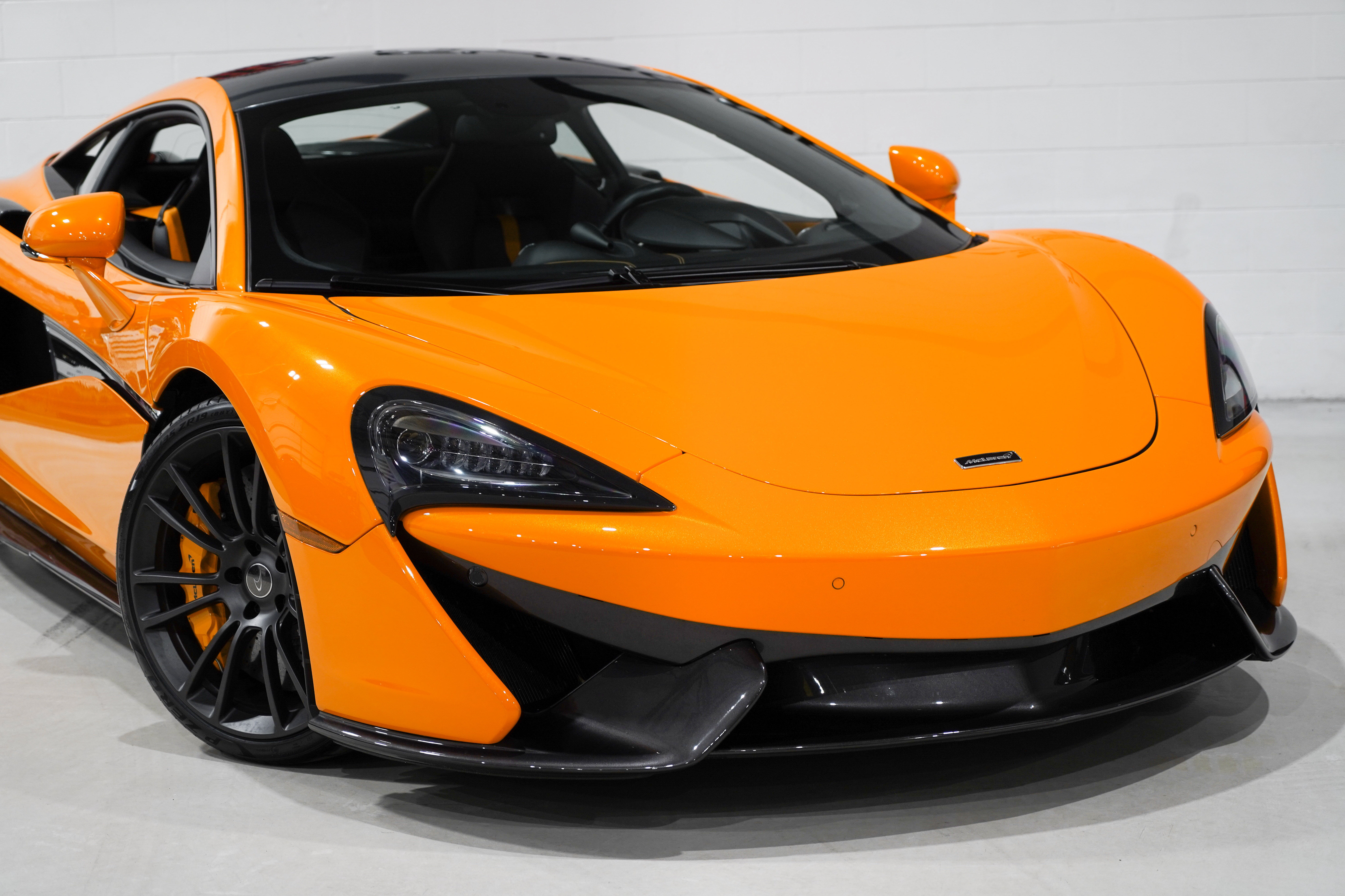 Used 2017 McLaren 570S Coupe RWD image 27