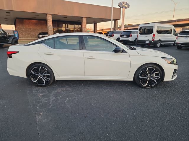 Used 2024 Nissan Altima 2.5 SR image 6