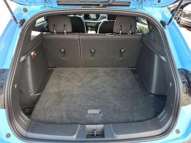 Used 2024 Chevrolet Trax RS w/ Driver Confidence Package image 22