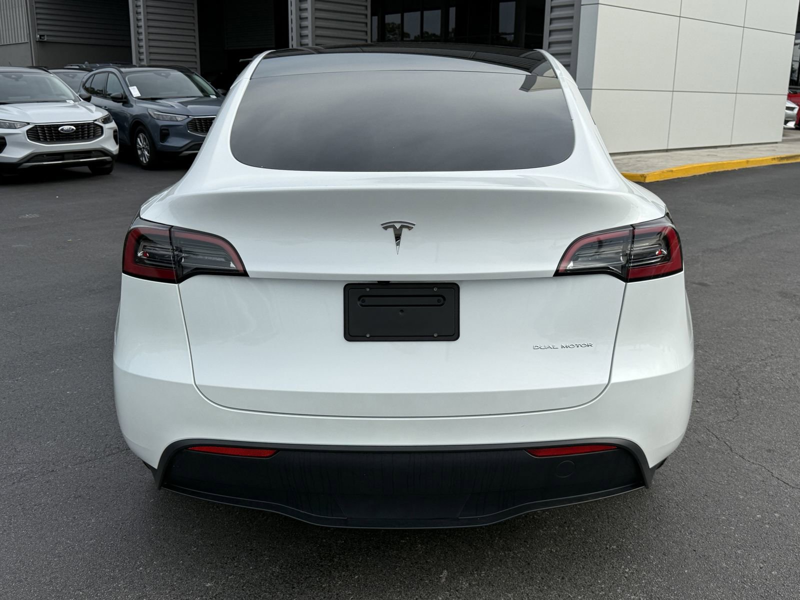 Used 2024 Tesla Model Y Long Range AWD/4WD image 6