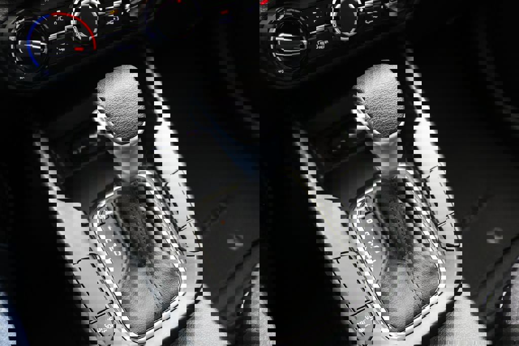 Used 2025 Kia Soul LX image 23