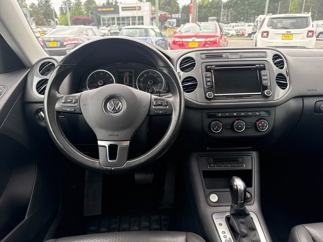 Used 2015 Volkswagen Tiguan SE AWD/4WD image 12