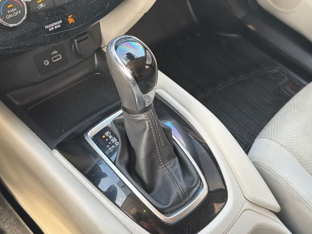 Used 2019 Nissan Rogue Sport SV AWD/4WD image 28