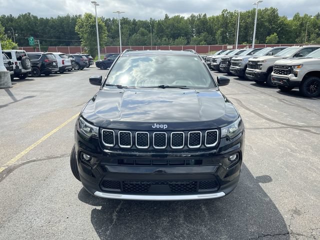 Used 2023 Jeep Compass Limited AWD/4WD image 29
