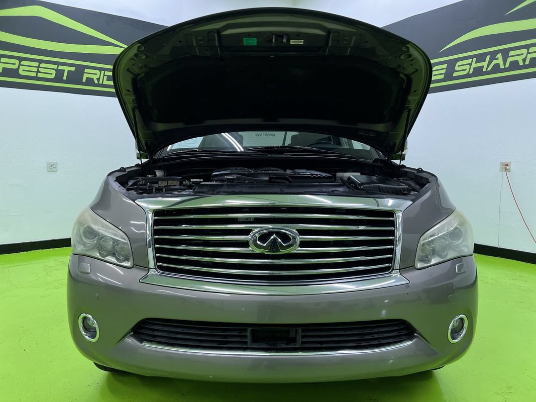 Used 2013 INFINITI QX56 4WD w/ Deluxe Touring Pkg image 4