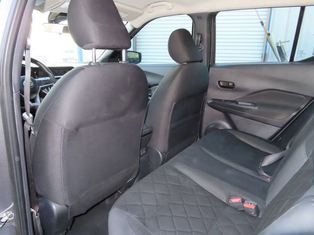 Used 2020 Nissan Kicks S FWD image 29