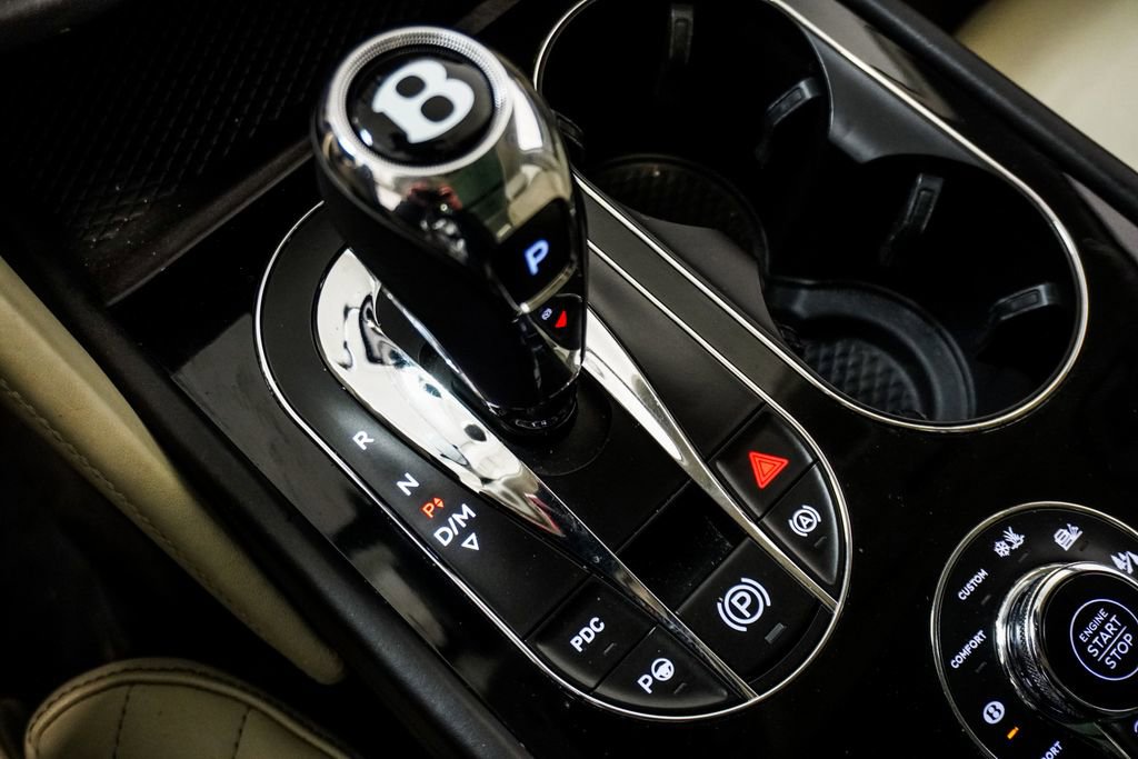 Used 2020 Bentley Bentayga Speed image 28
