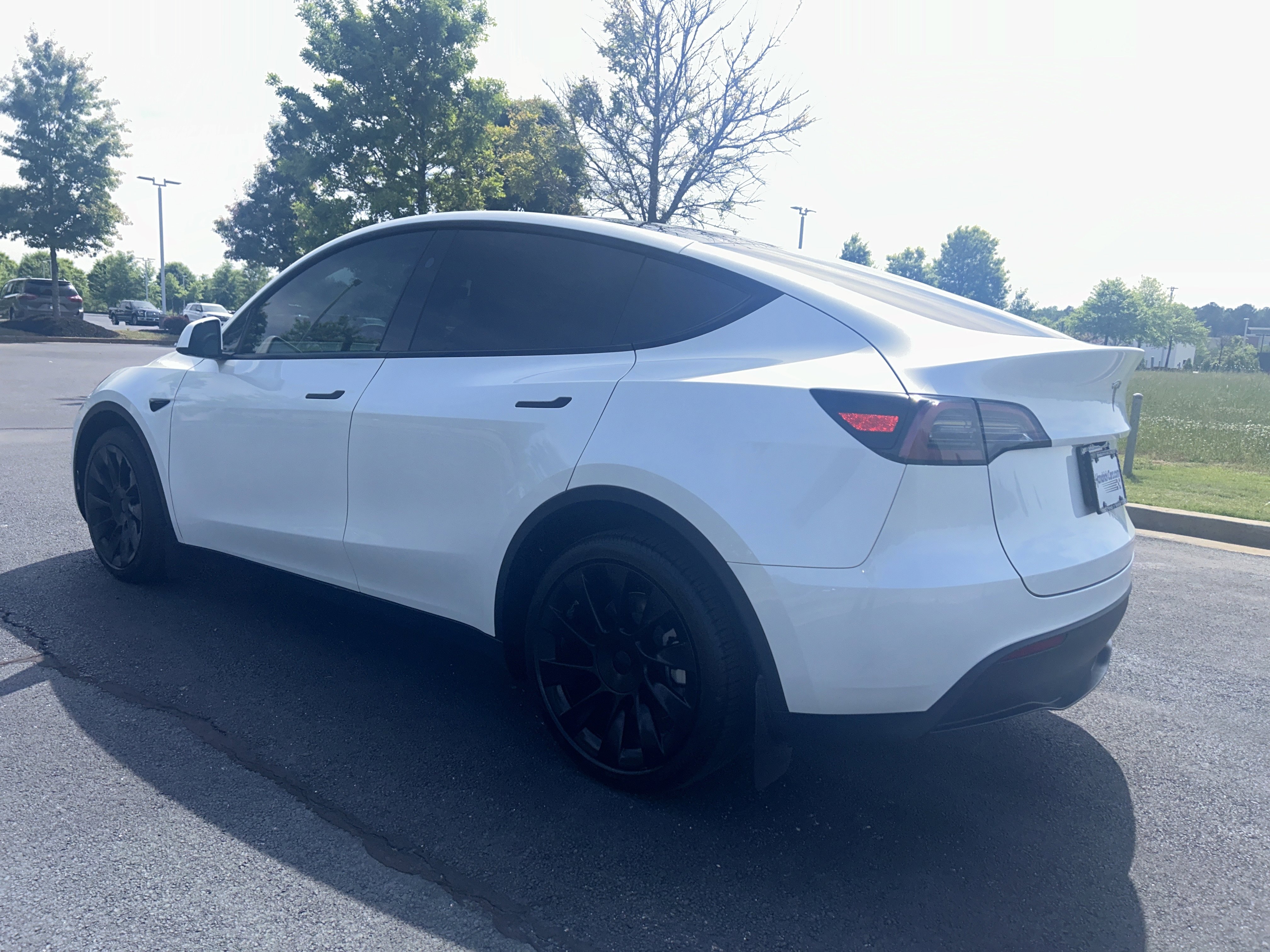 Used 2024 Tesla Model Y Long Range AWD/4WD image 7