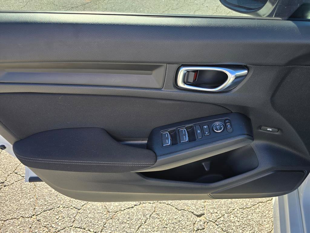 Used 2024 Honda Civic Sport image 11
