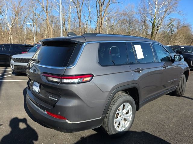 Used 2023 Jeep Grand Cherokee L Limited image 23