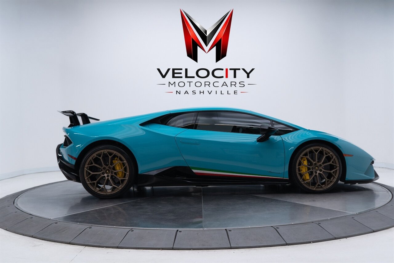 Used 2019 Lamborghini Huracan Performante AWD/4WD image 5