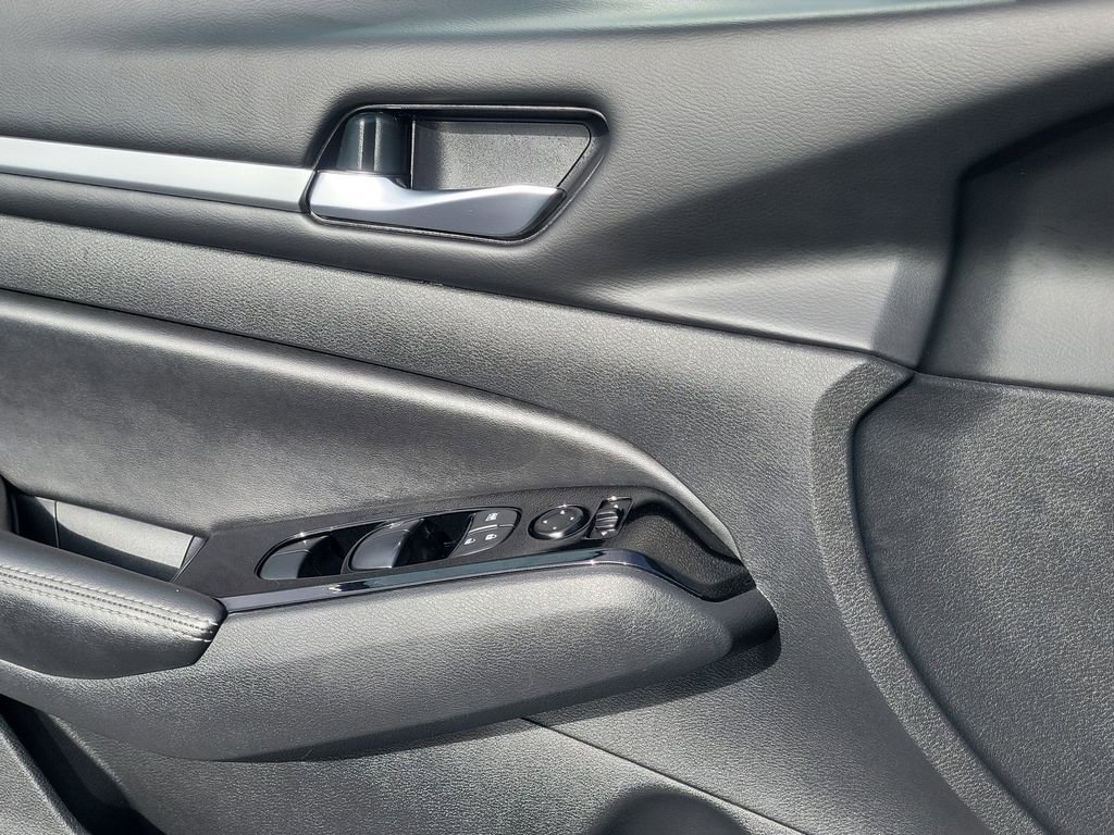 Used 2023 Nissan Altima 2.5 SV image 25