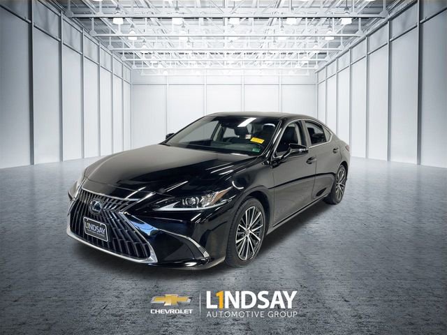 Used 2024 Lexus ES 350 w/ Premium Package
