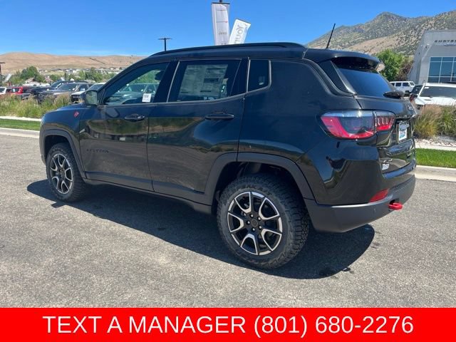 New 2026 Jeep Compass Trailhawk w/ Sun, Sound & Navigation Group AWD/4WD image 6