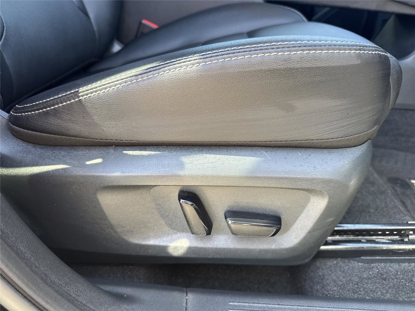 Used 2023 Nissan Rogue SL w/ SL Premium Package FWD image 37