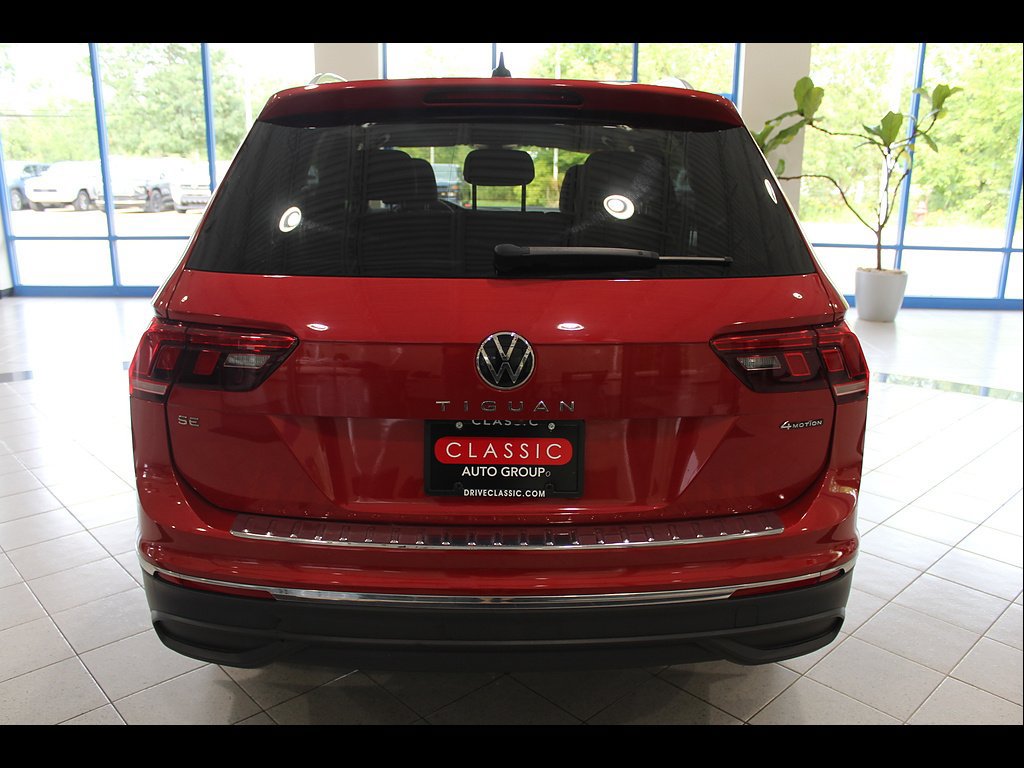 Used 2022 Volkswagen Tiguan SE AWD/4WD image 6