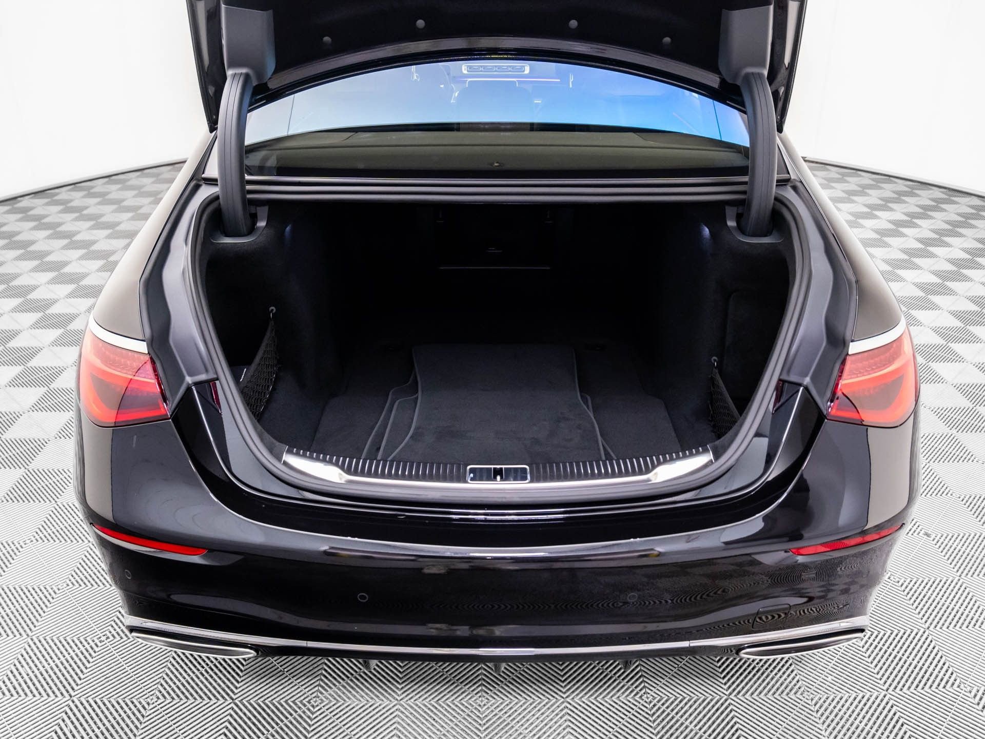 New 2026 Mercedes-Benz S 580 4MATIC Sedan image 30