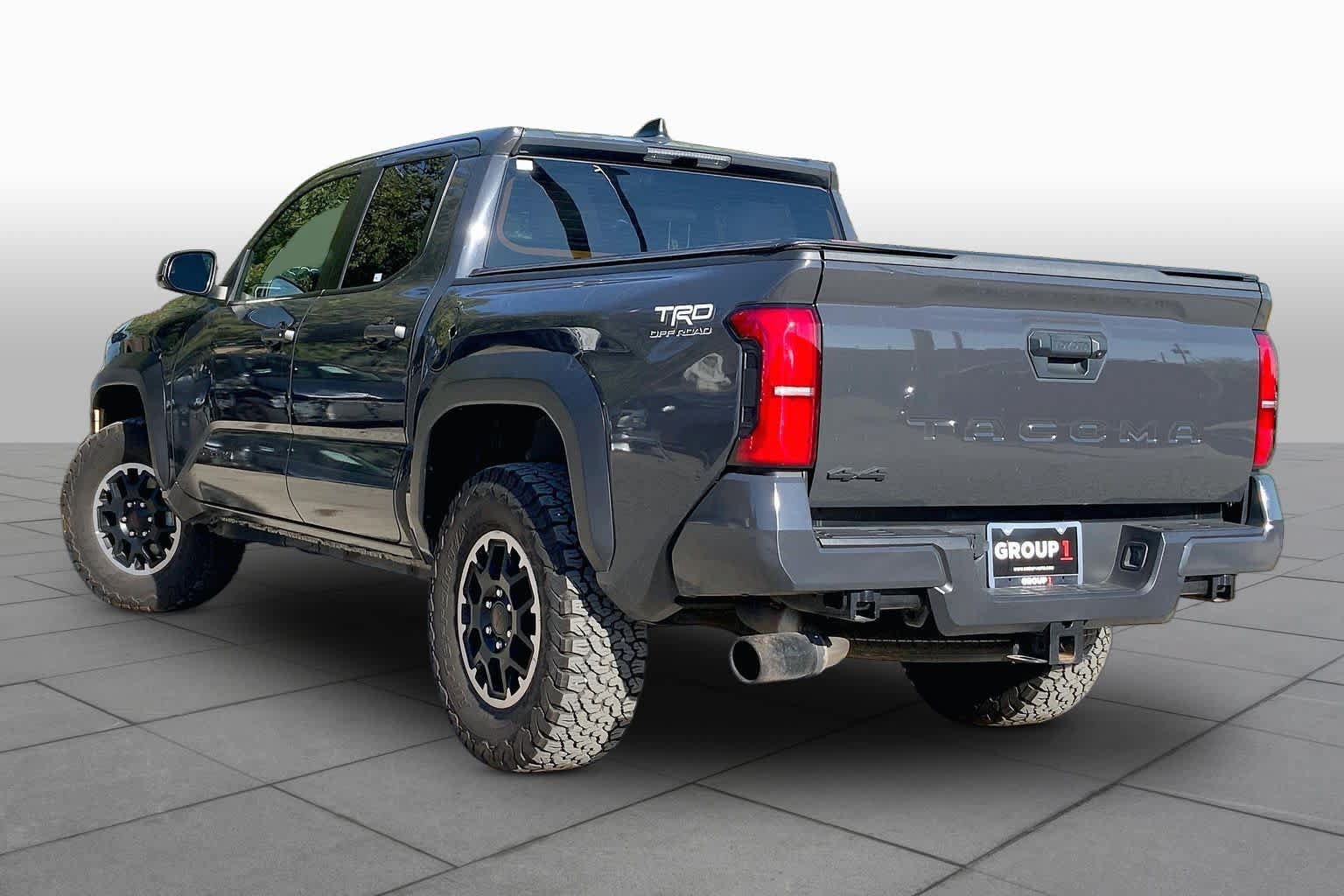 Used 2024 Toyota Tacoma TRD Off-Road AWD/4WD image 12