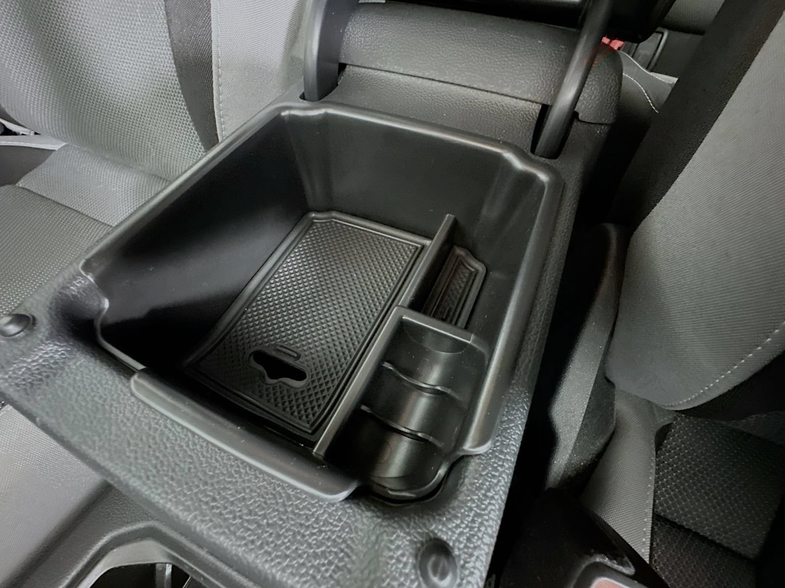 Certified 2023 Volkswagen Taos S FWD image 28
