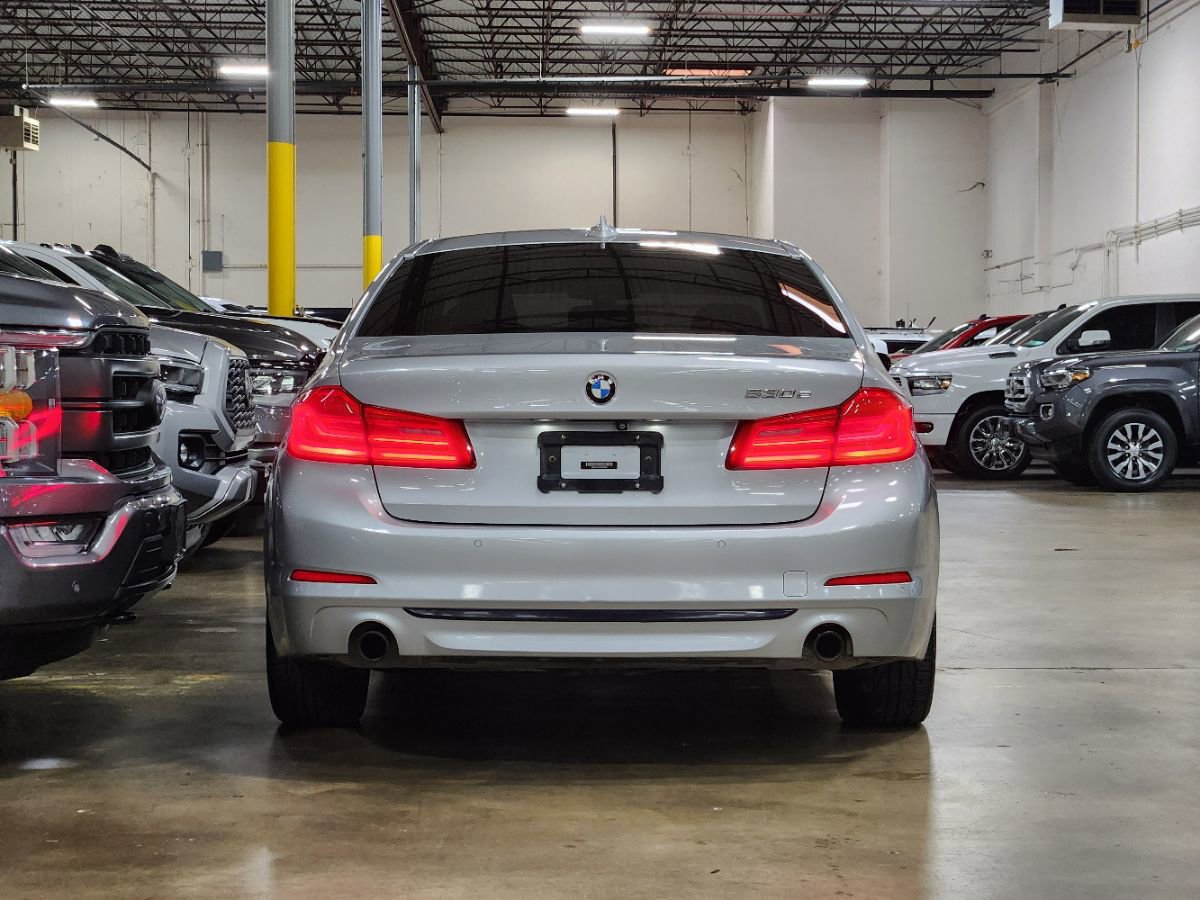 Used 2018 BMW 530e RWD image 8