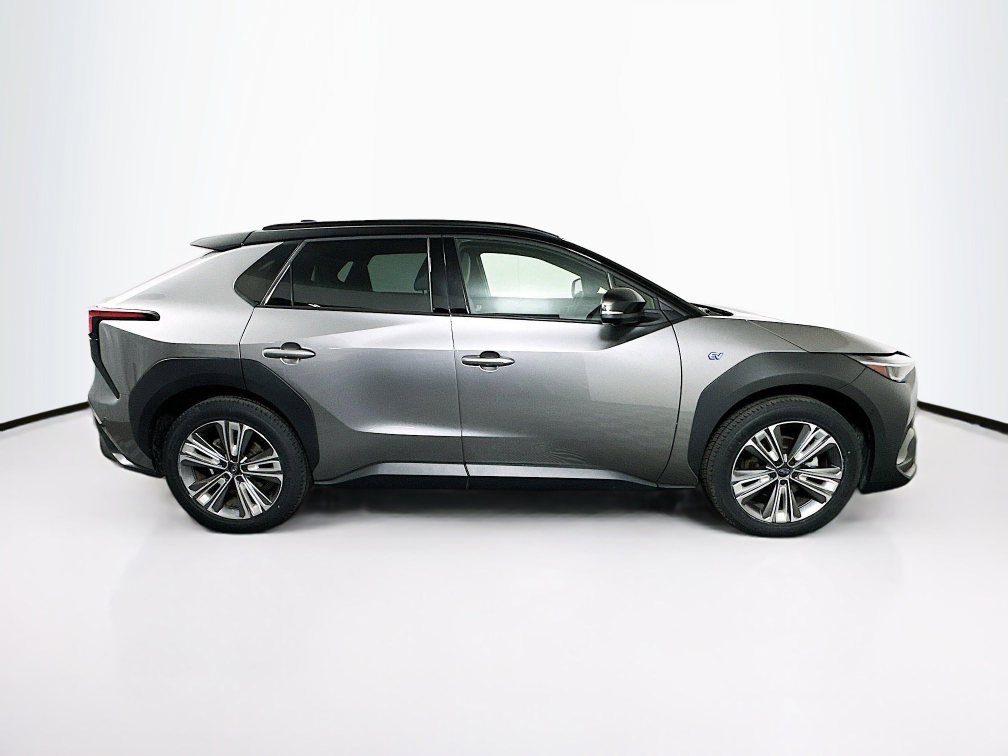 Used 2024 Subaru Solterra Touring w/ Touring Package image 10