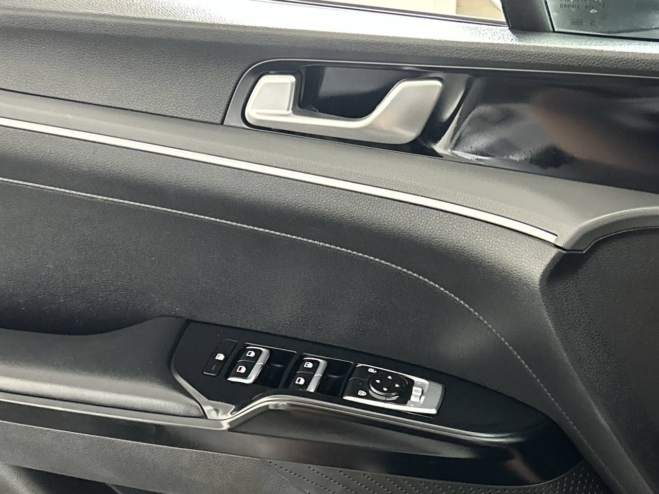 Used 2022 Kia K5 LXS FWD image 19