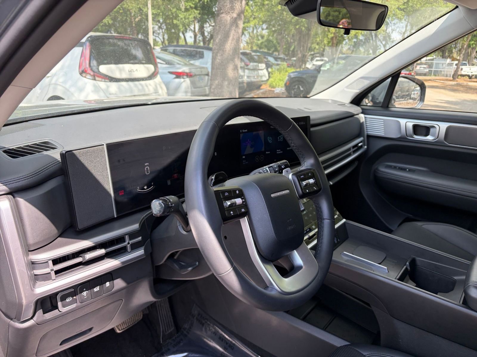 Used 2025 Hyundai Santa Fe SEL AWD/4WD image 36