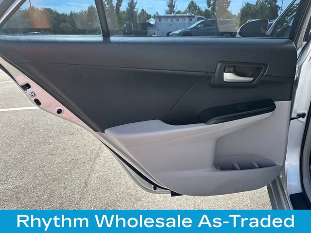 Used 2013 Toyota Camry LE FWD image 14