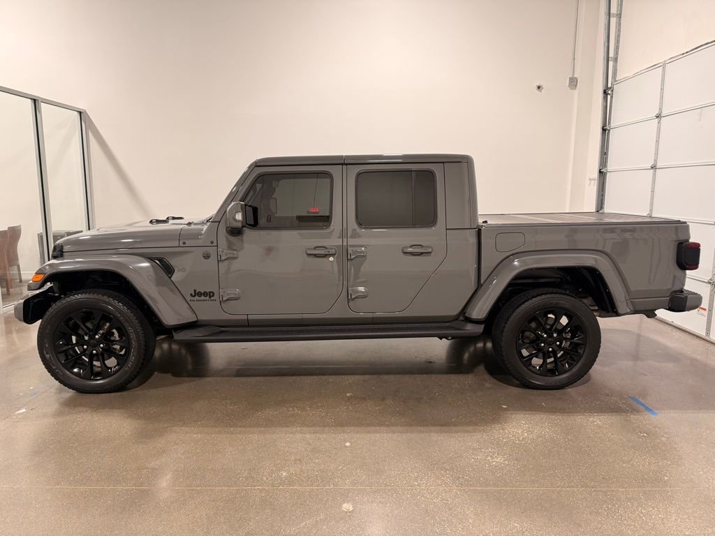 Used 2022 Jeep Gladiator Overland image 8