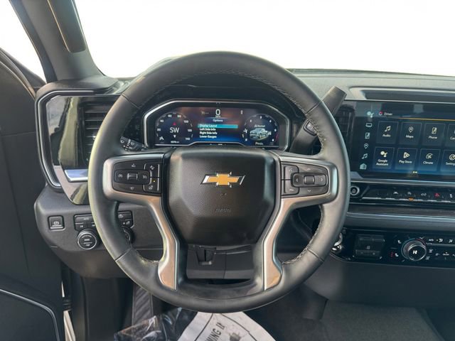 Used 2023 Chevrolet Silverado 1500 LT image 13