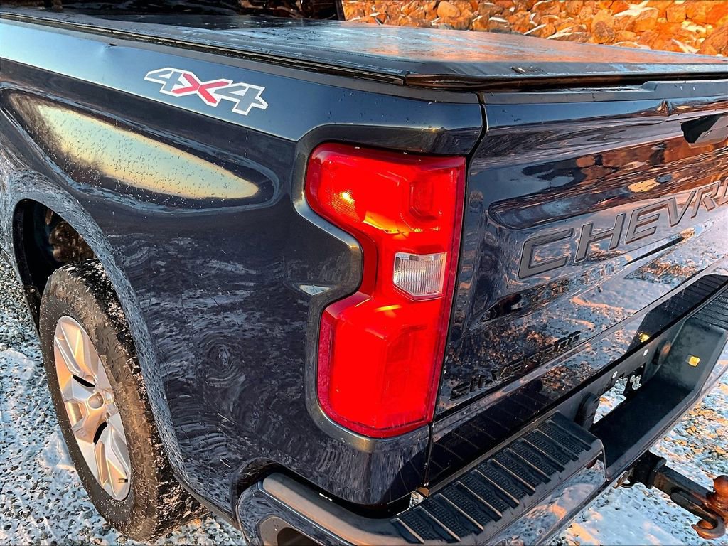 Used 2020 Chevrolet Silverado 1500 Custom w/ Custom Value Package image 25