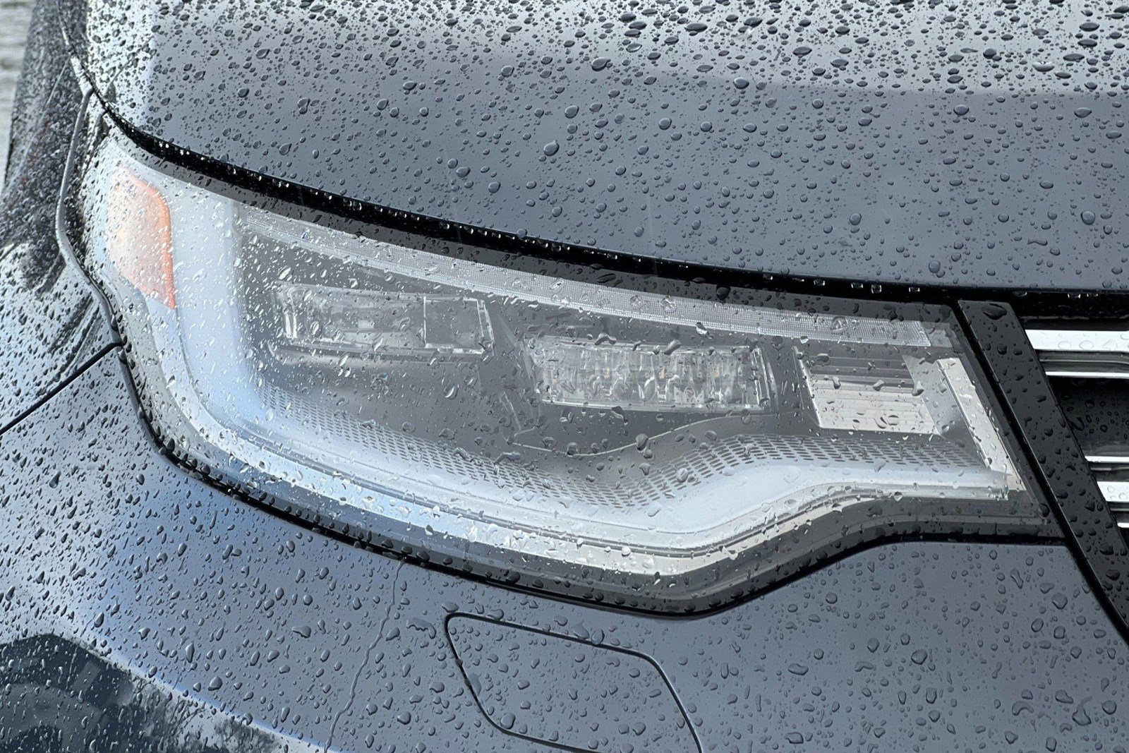 New 2026 Land Rover Discovery Limited Edition AWD/4WD image 11