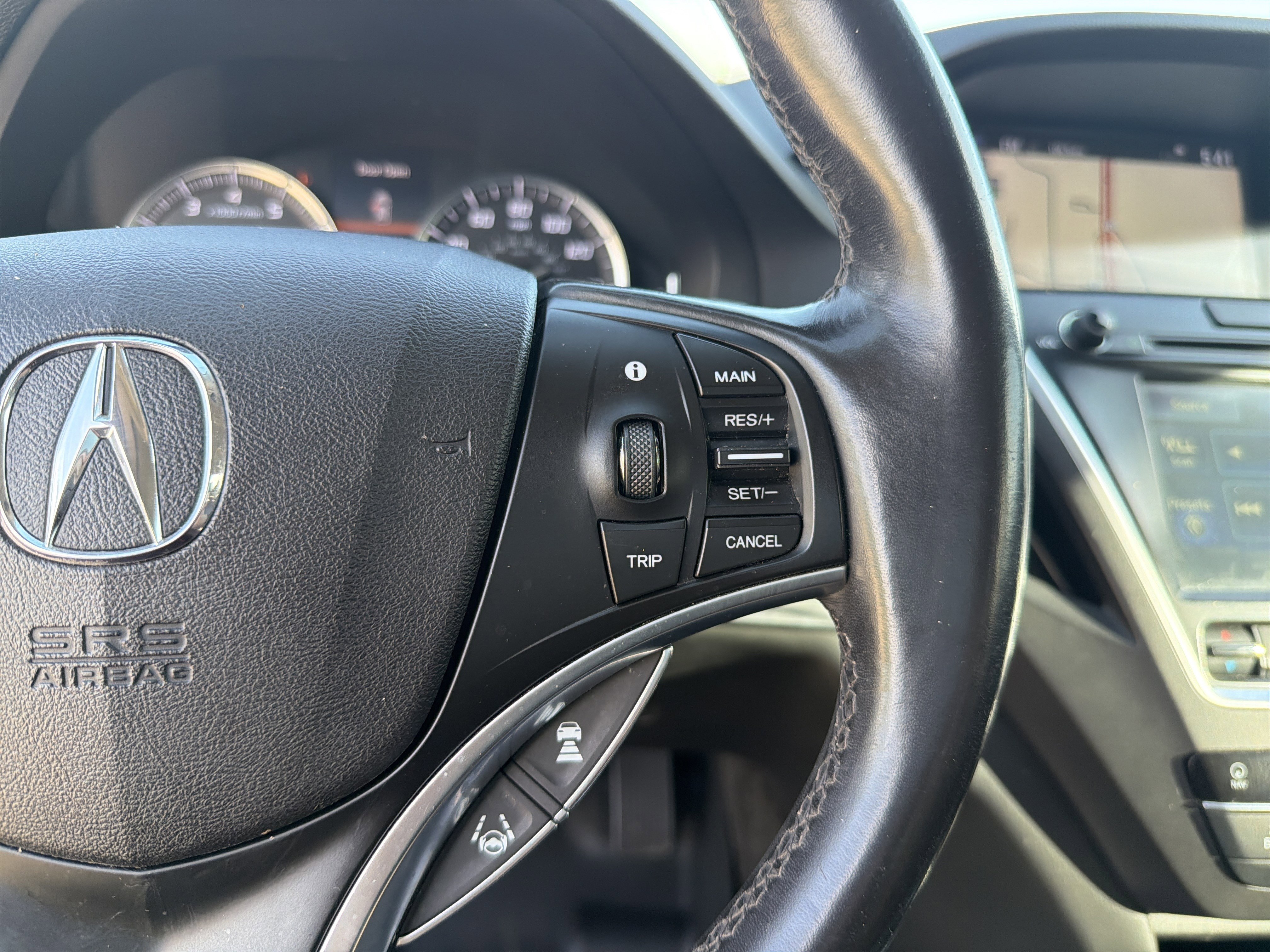 Certified 2017 Acura MDX SH-AWD w/ Technology Package image 18