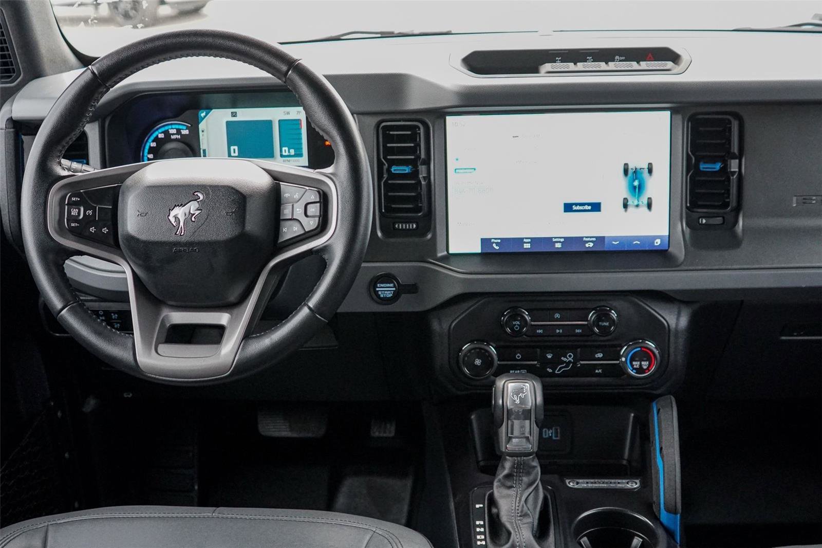 Used 2024 Ford Bronco Black Diamond image 26