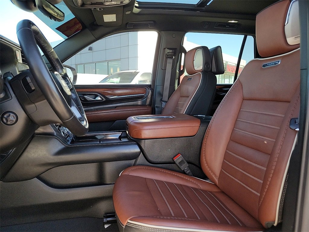 Used 2023 GMC Yukon Denali Ultimate image 19