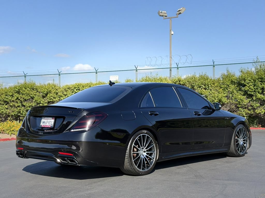 Used 2018 Mercedes-Benz S 63 AMG S 4MATIC Sedan image 2
