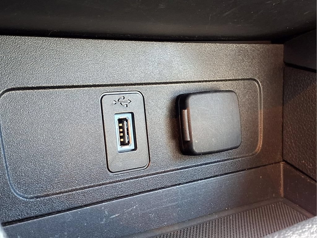 Used 2019 Ford Escape SEL FWD image 20