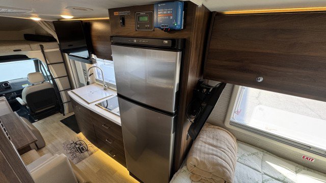 Used 2021 Mercedes-Benz Sprinter 3500 image 15