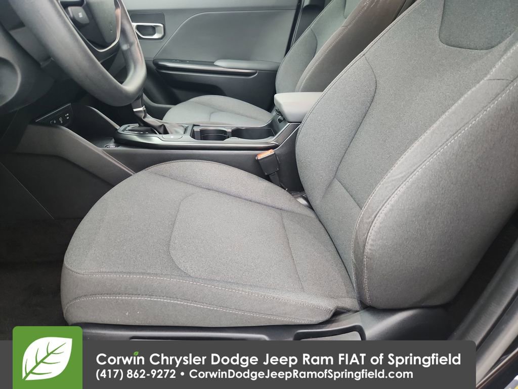 Used 2025 Kia K4 FWD image 19