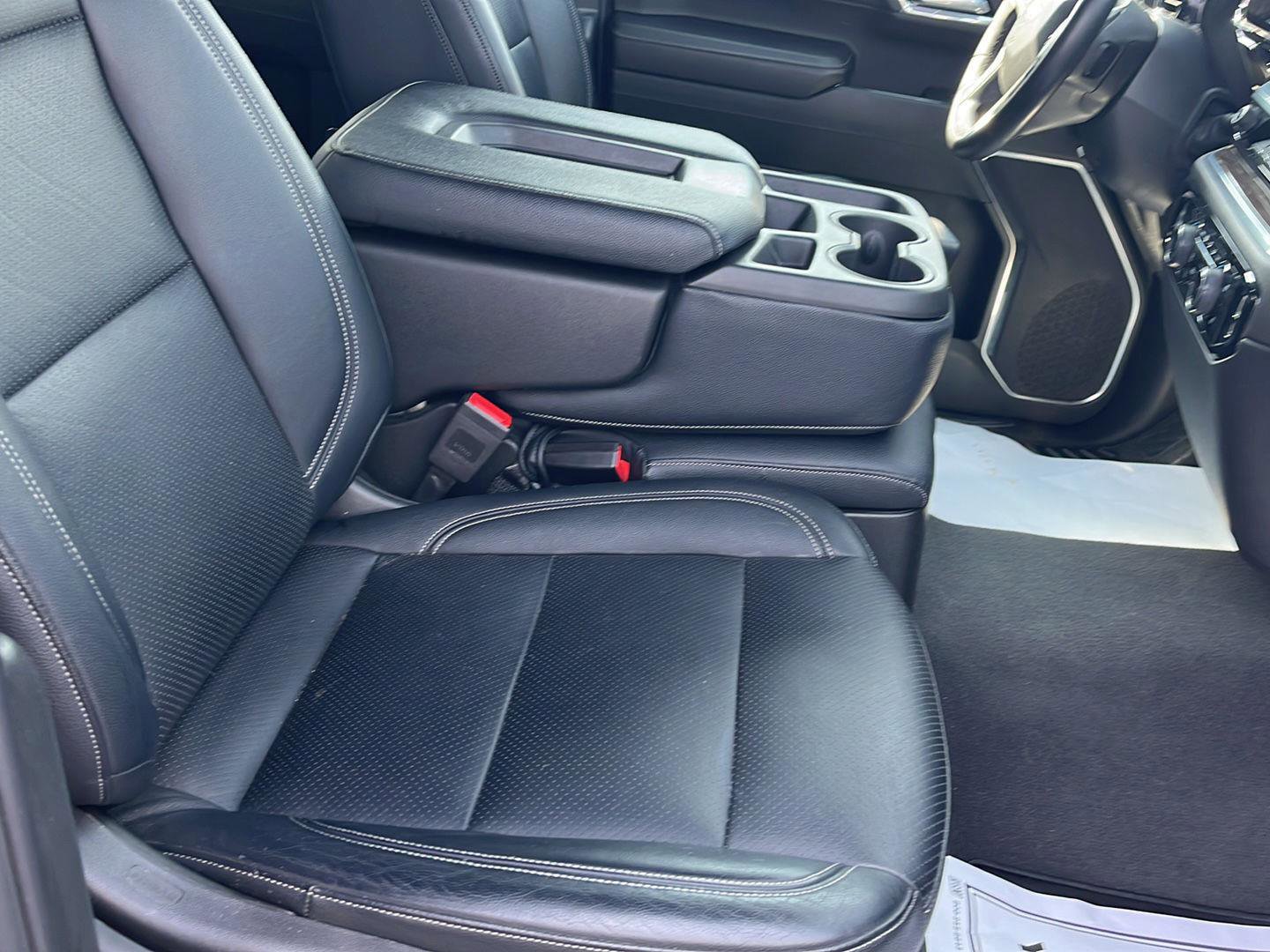 Used 2024 Chevrolet Silverado 1500 LT AWD/4WD image 30