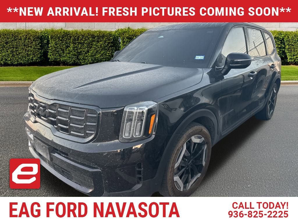 Used 2023 Kia Telluride S w/ S Sunroof Package
