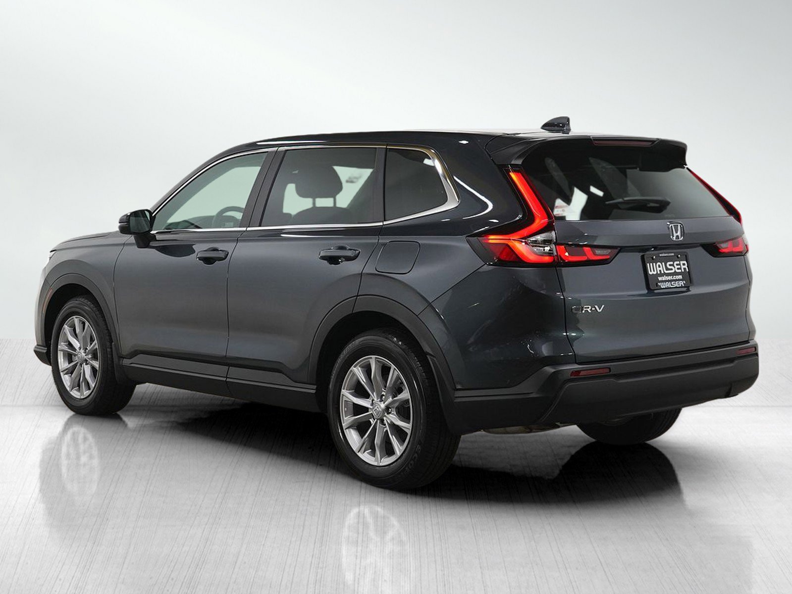 Used 2024 Honda CR-V EX-L image 3
