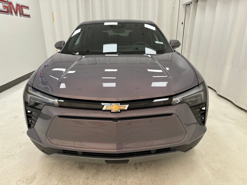 New 2026 Chevrolet Blazer EV LT AWD/4WD image 2