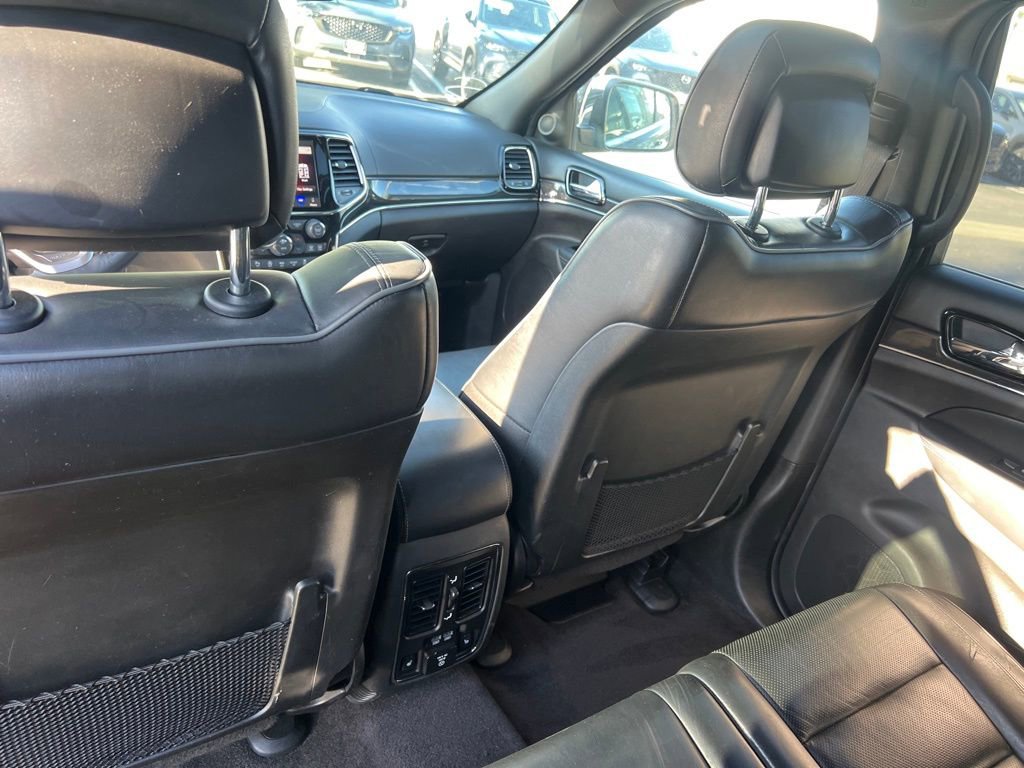 Used 2019 Jeep Grand Cherokee Overland image 36