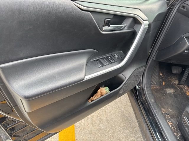 Used 2023 Toyota RAV4 XLE w/ XLE Grade Weather Package image 18